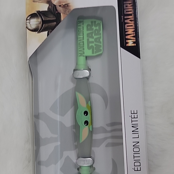 Disney Star Wars Mandalorian Special Edition Key - Picture 4 of 6
